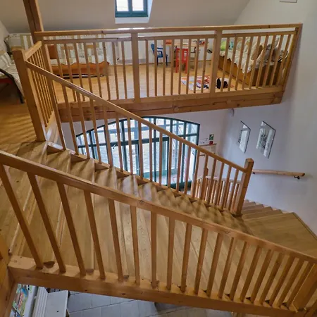 Albergue Toulcuv Dvur *