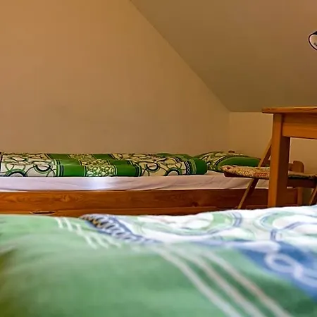 Toulcuv Dvur Hostel *