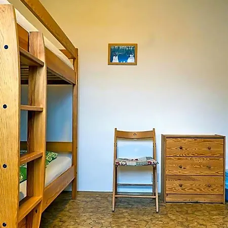 Toulcuv Dvur Albergue